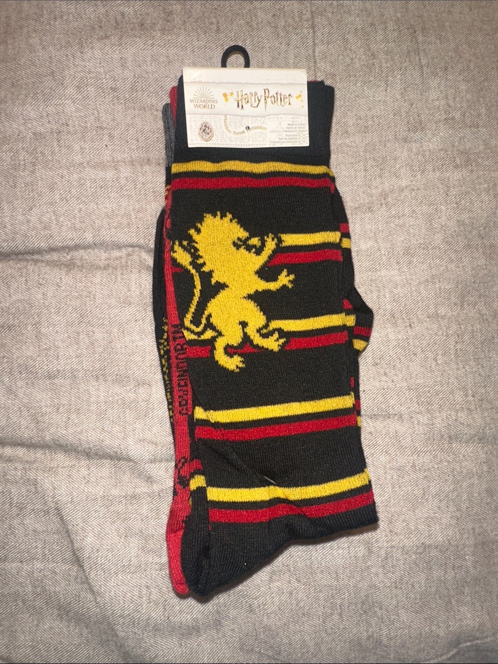 New! 5 pack HARRY POTTER CALF LENGTH SOCKS SIZE:6-12